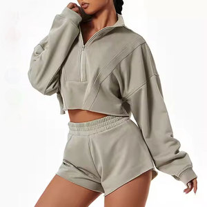 ชุดเสื้อกางเกงครอปของผู้หญิงชุดวอร์มออกกำลังกายสีพื้นชุดออกกำลังกายตามสั่งสำหรับกีฬาฤดูหนาวผลิตโดยโรงงาน - Product Image 3