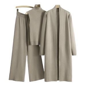 Ensemble 3 pièces de mode vintage pour femmes costume de pantalon tricoté sportif survêtement en laine décontracté pour l'hiver - Product Image 1