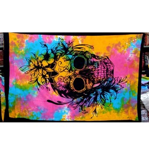 Tapisseries murales multi-tie-dye au design moderne, très vendues, draps de lit pour la décoration de la maison. - Product Image 1