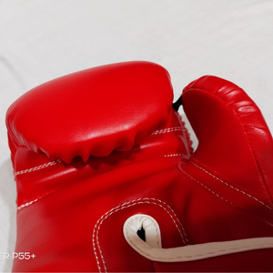 Gants de boxe MMA en cuir de vachette véritable de haute qualité 6oz gants d'entraînement de poinçonnage en plein air évacuation de l'humidité à lacets - Product Image 2