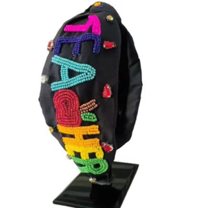 Diadema de Cuentas de Colores Rosa de Alta Demanda, Cómoda y Moderna, que Combina la Artesanía Tradicional - Product Image 6