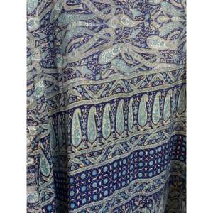 Veste en soie imprimée Paisley bleue, style sari - Product Image 5
