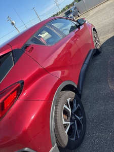 Voiture d'occasion de qualité abordable, Toyota C-HR X-LE 2018, conduite à gauche - Product Image 3