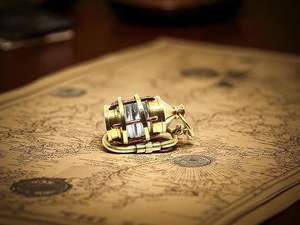 Llavero de latón pulido estilo vintage con linterna náutica, colgante de linterna marítima antigua, llavero de lámpara marítima, colgante de linterna de barco mini hecho a mano - Product Image 5