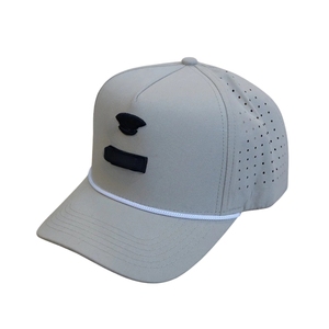 Gorra de Golf Deportiva de Secado Rápido, Personalizada Directo de Fábrica, 5 Paneles, Orificios Cortados con Láser, Logotipo Bordado en 2D, Cierre Trasero de Plástico - Product Image 3