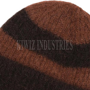 Venta al por mayor Unisex All Over Print Winter Beanie Sombreros Logotipo personalizado de punto Puffed Mohair Beanie Sombreros - Product Image 5