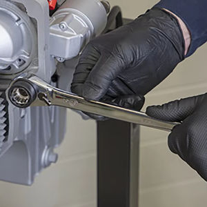 Llave de Trinquete Reversible de Doble Extremo Tipo Stubby 8 en 1, 90T, Métrica, Fabricación OEM/ODM, Hecho en Taiwán - Product Image 1