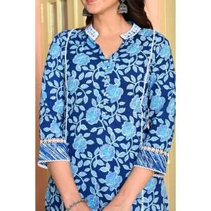 Kurta en coton à manches 3/4 à imprimé floral décontracté bleu Égée avec pantalon et dupatta - Product Image 6