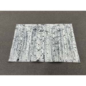 Alfombras en blanco y negro, alfombras personalizadas, alfombras con paisaje de bosque de abedules, alfombra de terciopelo - Product Image 1