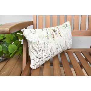 Oreiller Patchwork Kantha en laine beige 8x16 pouces Rustique Vintage Brodé Coussin Portable Style de Noël pour la voiture et la maison - Product Image 2