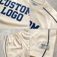 Ensemble deux pièces streetwear homme : T-shirt vintage surdimensionné à manches longues en maille et short, avec logo personnalisé – Style Blokecore