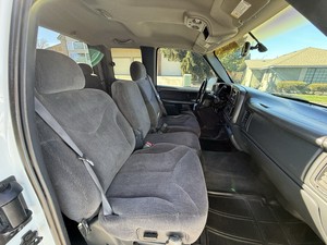 VENTE CHAUDE - GMC Sierra 1500 K1500 1999 - Transmission Automatique V8 - Product Image 3