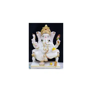 La estatua de Ganesh blanco lechoso de mármol del hinduismo indio más hermosa con un hermoso diseño para la adoración en el templo y el hogar