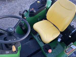 JohnDerr 5055E 55HP 4x4 Tractor de rueda agrícola 60 cubierta de siega alta eficiencia de trabajo engranaje núcleo bomba cojinete motor Motor 2 años - Product Image 6