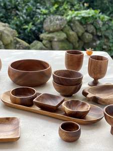 Saladier en bois artisanal traditionnel pour une restauration écologique avec un aspect rustique intemporel au meilleur prix - Product Image 3