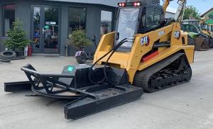 Chargeuse compacte sur pneus Caterpillar Cat 246D d'occasion, 95% neuve, 4x4, petit modèle, prix abordable - Product Image 3