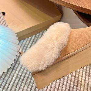 Bottes de neige haut de gamme de qualité supérieure avec tige épaisse, confortables et respirantes, adaptées à l'hiver, avec surface en fourrure douce. - Product Image 6