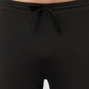 Survêtement athlétique pour hommes Design moderne avec matériau à séchage rapide idéal pour les séances de sport actif Survêtement - Product Image 2