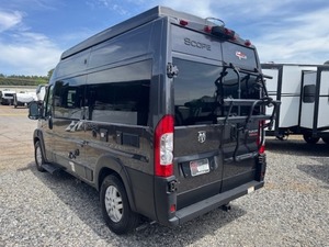 Remolque de Campamento Usado T-h-o-r M-o-t-o-r Coach Scope 18A 2023 en Venta - Product Image 6