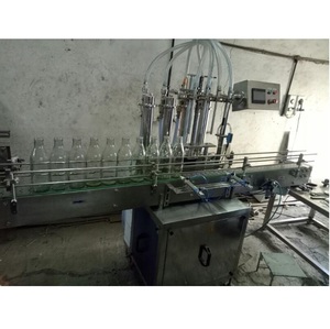 Máquina Llenadora Automática Multicabezal Servocontrolada Más Vendida para Botellas y Envases, Utilizada para Leche y Jugos, Disponible para la Venta - Product Image 1