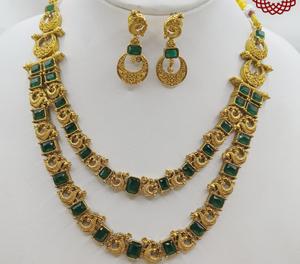 Ensemble de colliers en pierre à double couche Ensemble de bijoux au design paon antique Finition dorée Collier de mariée avec pierres Bijoux indiens - Product Image 2