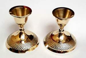 Candelabro de Metal de Alta Gama, Hecho a Mano, Personalizado, Ecológico, de Latón Dorado, con Base Repujada, Frascos de Linterna para el Hogar - Product Image 4