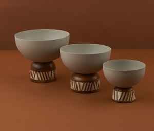 Ensemble de trois bols de service de qualité supérieure MOP Design bol à base en bois pour hôtels vaisselle plats sucrés bol de service - Product Image 6