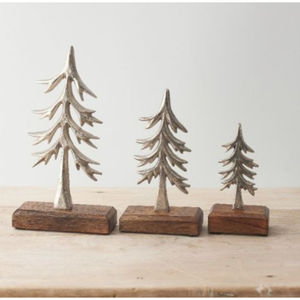Décor de table de renne et d'arbre de Noël en aluminium de qualité supérieure avec base en bois de manguier finition argentée moderne décoration de maison festive - Product Image 4