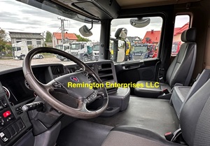 Camion benne d'occasion 2016 G450 6x4 Diesel Transmission Automatique Capacité 40T Camion de Transport d'Ingénierie - Product Image 5