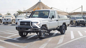 Land Cruiser LC79 Pickup 2022 4.2L 4x4 Diesel Cabina Singola 6 Posti Ruote R18 Aria Condizionata Manuale Guida a Sinistra - Product Image 5