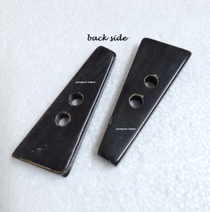 เสื้อแจ็กเก็ตทรงสามเหลี่ยมมีฮู้ดสำหรับผู้ชายและผู้หญิง, เสื้อแจ็คเก็ตทรงสามเหลี่ยมมีกระดุมเปิดปิดสีดำ - Product Image 3