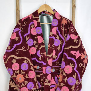 Crewel Festival Chaqueta de regalo especial Hecho a mano Suzani Chaqueta corta bordada a mano para mujer - Product Image 1