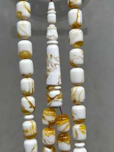 ลูกประคำสีน้ำตาล ทำจากเรซิ่น แบบมีพู่สีเหลือง สไตล์ตุรกี สำหรับชาวมุสลิม - Product Image 4