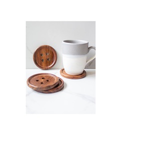 Juego de Posavasos de Madera Artesanal con Diseño Cuadrado Contemporáneo de 300 mm de Diámetro, Duradero para Uso Doméstico y Comercial - Product Image 1