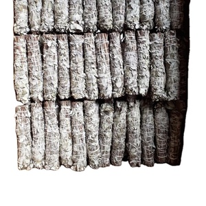 ไม้เสจพร้อมรูธรรมชาติถูกสร้างขึ้นอย่างพิถีพิถันเพื่อการทำให้บริสุทธิ์และพิธีกรรมการป้องกันกลุ่มรอยเปื้อนเป็นมิตรต่อสิ่งแวดล้อม - Product Image 4