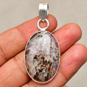 Pendentif en pierre précieuse d'agate de bâton naturel fabriqué à la main exquis bijoux uniques et colorés pour chaque occasion - Product Image 4