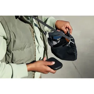 กระเป๋าเป้สะพายหลัง Bellroy Lite รุ่น Lite Series แบบยั่งยืนพร้อมสายสะพายไหล่ - Product Image 3