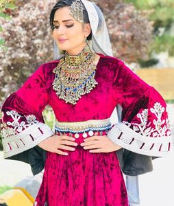 Nouvelle arrivée Robe afghane de mariée d'hiver Robe afghane en soie pour femmes conçue sur mesure - Product Image 6