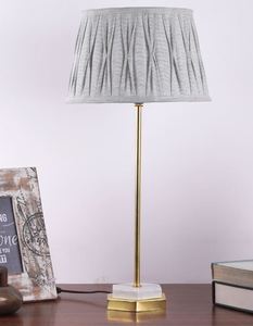 Lampe de bureau en laiton haut de gamme simple Production de lumière Étude Chambre Hôtel Lampe de bureau Noir rugueux pour la décoration pour la maison hôtel bureau - Product Image 4