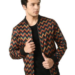 Chaqueta Bomber de satén personalizada para hombre de talla grande, dorada y Real vintage con cuello levantado y logotipos bordados de chenilla - Product Image 1