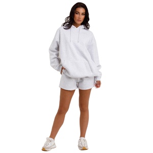 ชุดเซ็ตฮู้ดดี้และกางเกงขาสั้นผู้หญิงสไตล์แฟชั่นเมือง ผ้าฟลีซทรงโอเวอร์ไซส์ สวมใส่สบายๆ รับผลิตแบบ OEM และติดฉลากสินค้าส่วนตัว - Product Image 3