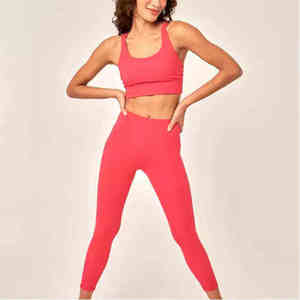 Service OEM en gros, ensemble de yoga pour femmes, nouveau design, ensemble de yoga pour femmes, ensemble de yoga pour femmes personnalisé, fabriqué au Pakistan, logo et design personnalisés - Product Image 6