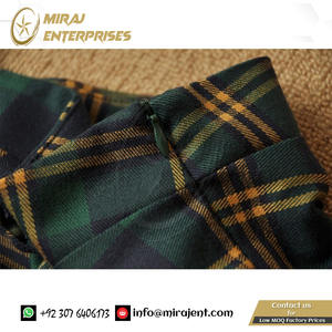 Kilt escocés de tartán Meckanzi, Kilt plisado personalizado, estilo rojo, informal, Kilts cortos, Escocia para mujer - Product Image 4