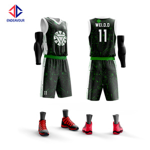 Ensemble maillot et short de basket-ball durable et léger pour adulte avec sublimation couleur pour l'entraînement en équipe et l'utilisation en tournoi - Product Image 6