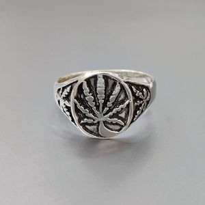 Fashionable Trendy Gold Plated Stainless Steel <b>Ring</b> (5.1 Grams) Modern Style with Chain Inlay Perfect Gift for Any Occasion - Product Image 1