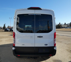 FORD Transit Cargo Van T-250 148 Med Rf 9070 GVWR AWD d'occasion 2025 - Product Image 4