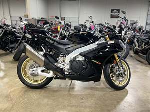 Moto de course Super Sport 1100cc 2022 - Product Image 3