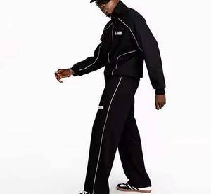 Ensemble survêtement vintage pour homme avec fermeture éclair, coupe-vent, sublimation, short, nylon - Product Image 4