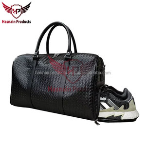 Sac de voyage en cuir véritable personnalisé fabriqué à la main de qualité supérieure avec doublure intérieure en coton, raccords en laiton et options personnalisées - Product Image 5