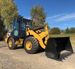 Cargadora de Ruedas Caterpillar 906M, Cargadora de Construcción Hidráulica Compacta Diésel |   Equipo de Manejo de Materiales – Mejor Precio al por Mayor - Product Image 3